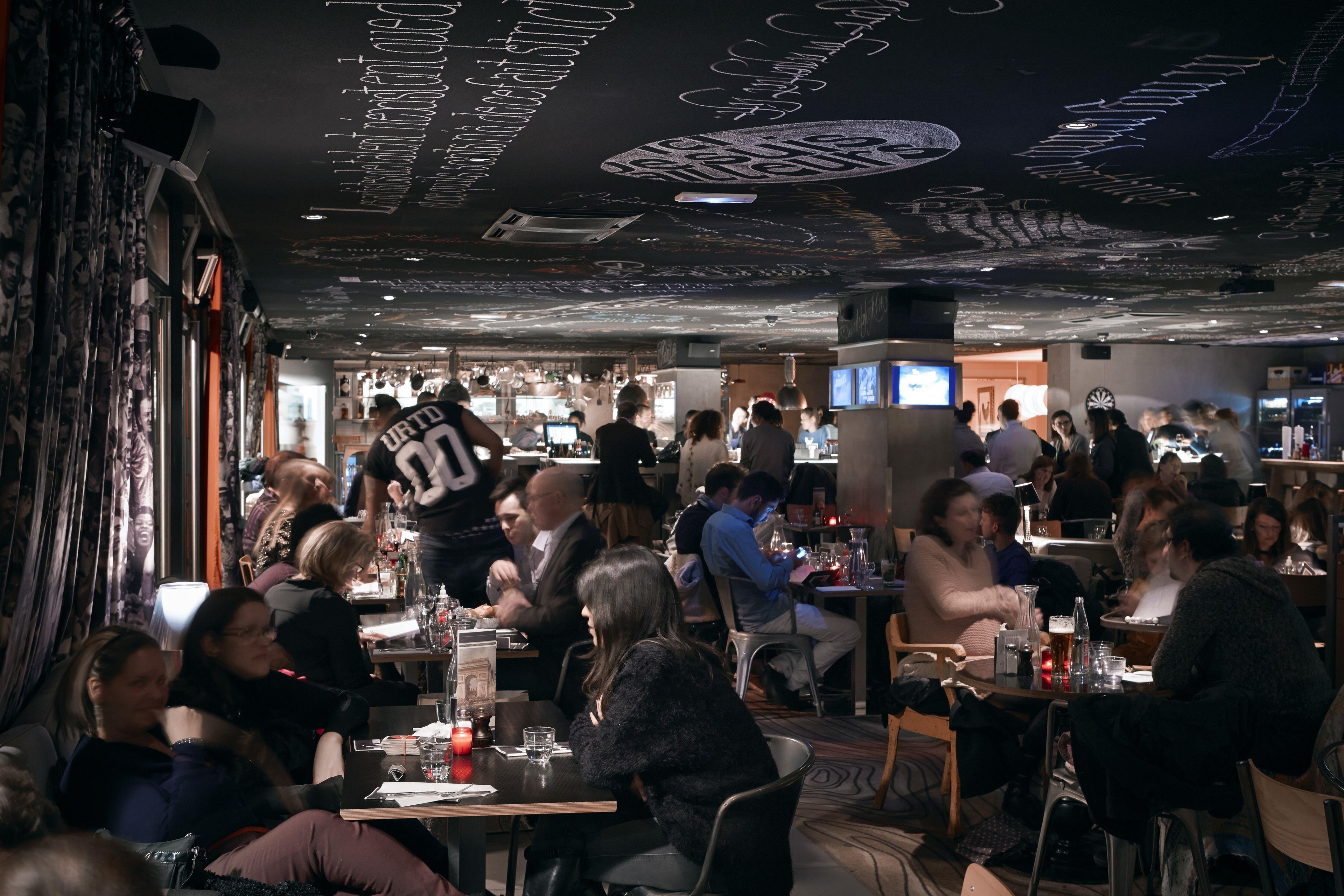 Отель Mama Shelter Paris East Экстерьер фото