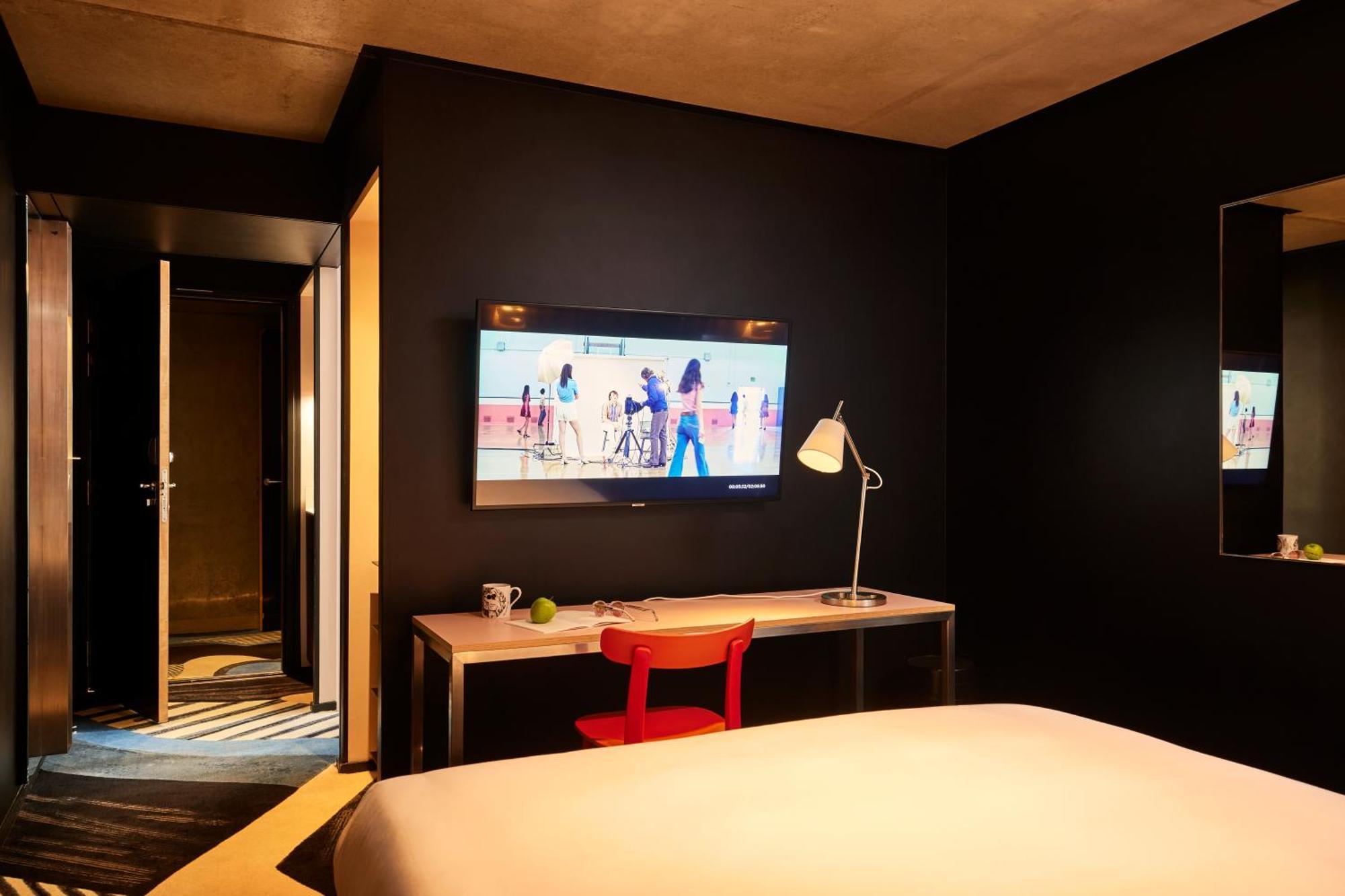 Отель Mama Shelter Paris East Экстерьер фото