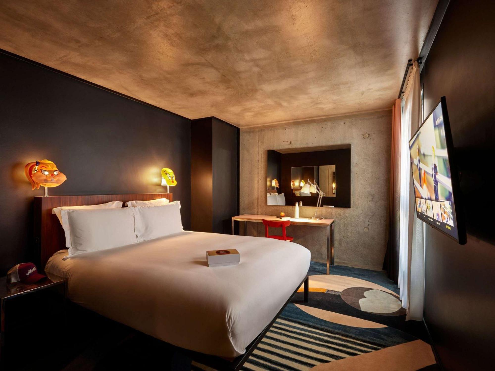 Отель Mama Shelter Paris East Экстерьер фото